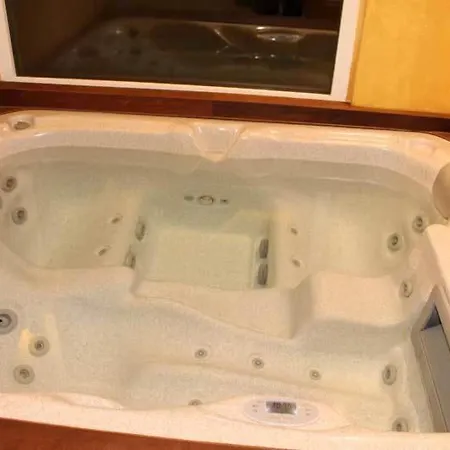 Apartmani Mirenza Готель 3*